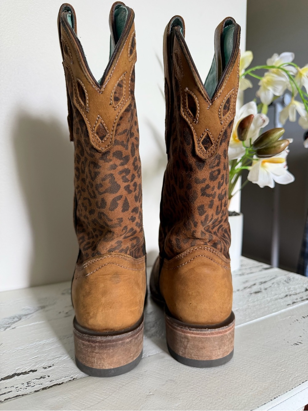 Corral Leopard Print Western Heeled Boots for Women - Picture 6 of 11